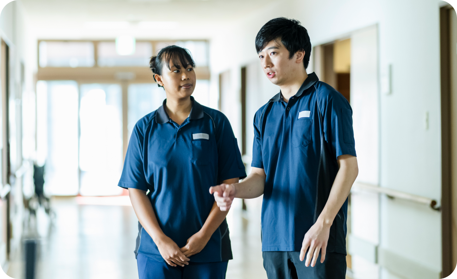 職場の雰囲気や、チームケアで大切にしていることを教えてください。